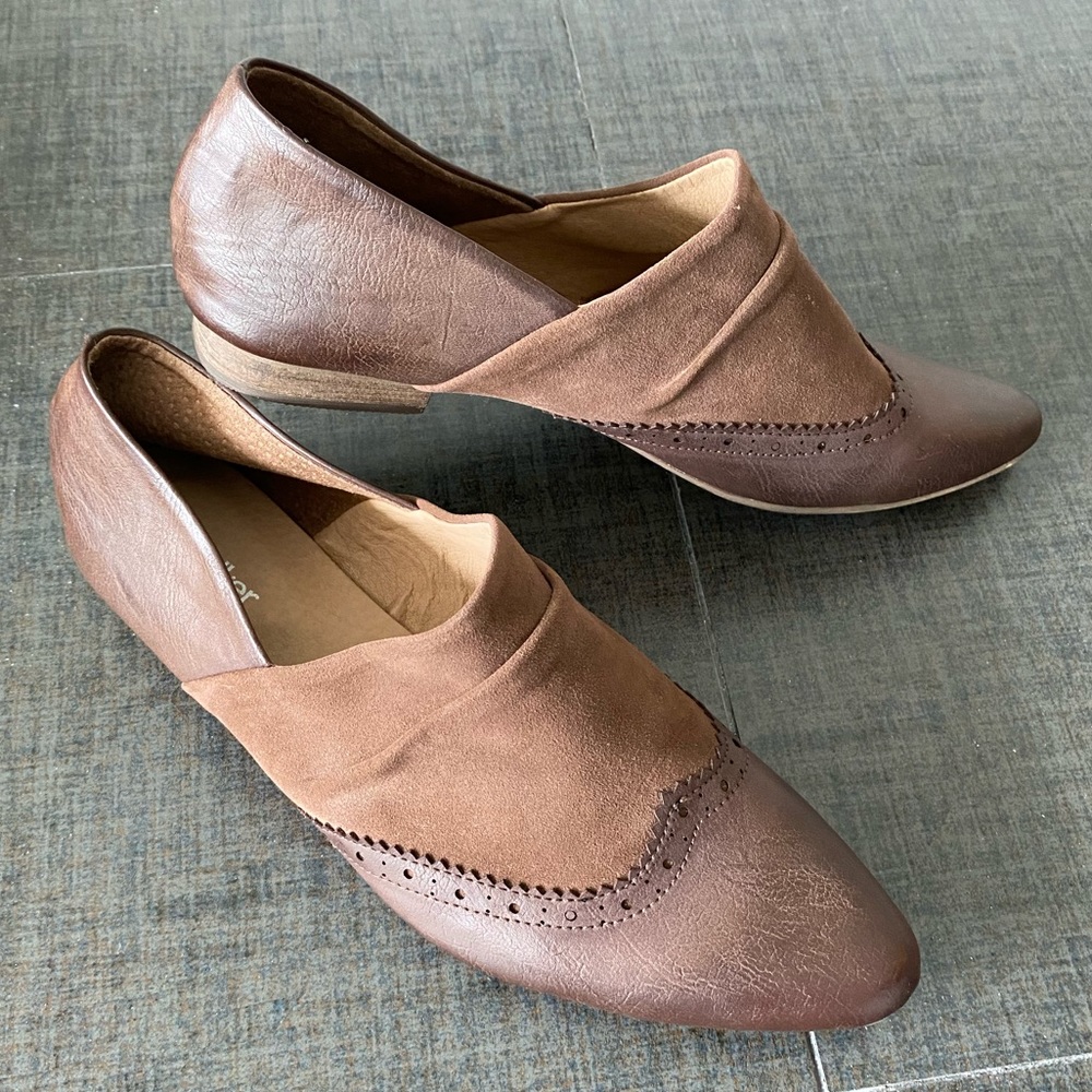 NEW Yeswalker Brogue Cap Toe Shoes